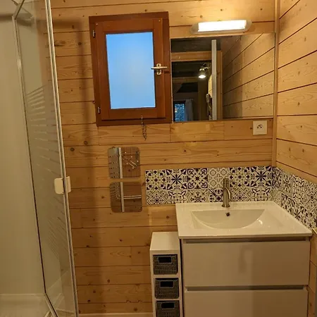 Chalet Hulotte Avec Privatif *