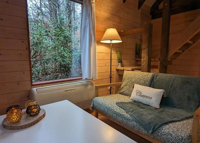 Hulotte Avec Privatif * Biron (Dordogne)